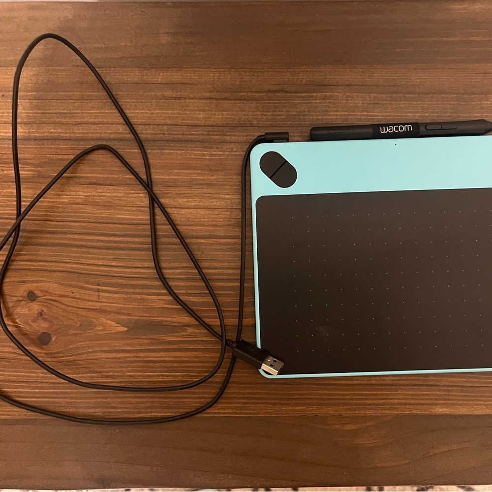 Wacom Intuos Graphics Drawing Tablet Pistachio